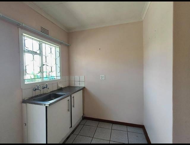 3 BEDROOM PROPERTY TO RENT IN MTHATHA CENTRAL